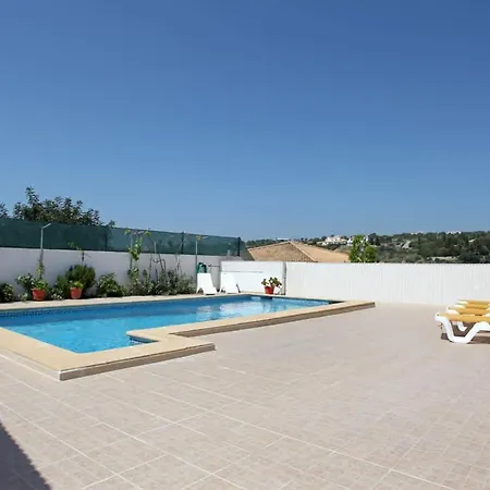 Da Duarte - Walkable To Shops Bars Ferienhaus Albufeira