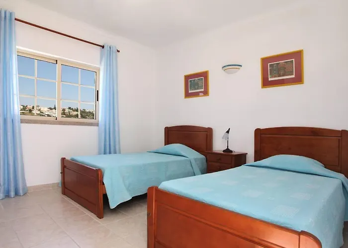 Ferienhaus Da Duarte - Walkable To Shops Bars Albufeira