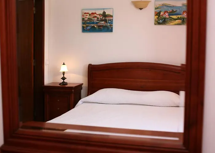 Da Duarte - Walkable To Shops Bars Ferienhaus