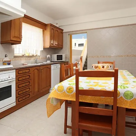 Holiday home Da Duarte - Walkable To Shops Bars *